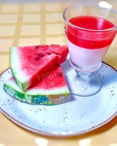 Арбузная панна котта