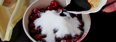 десерт из брауни, вишни и маскарпоне. Шаг 11