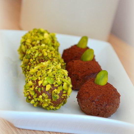 Рецепт шоколадных конфет с фисташками