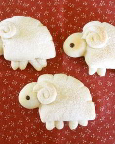 Булочки с кремом в виде барашек