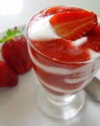 Десерт в креманке