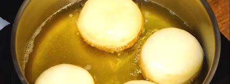 пончики берлинеры с заварным кремом и шоколадной помадкой. Шаг 5