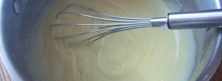 тортик с заварным кремом и ягодами. Шаг 5