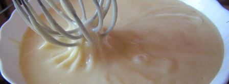 тортик с заварным лимонно-сгущенным кремом и сливками. Шаг 3