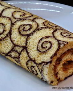 Узорный рулет с кофейным кремом