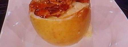 заварной крем-пудинг, запеченный в яблоке, под миндальной корочкой. Шаг 8