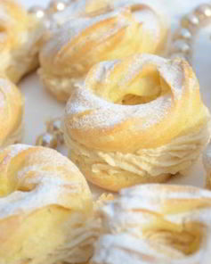 Заварные колечки с творожным кремом