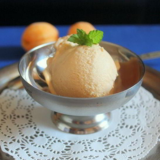 Рецепт абрикосового мороженого