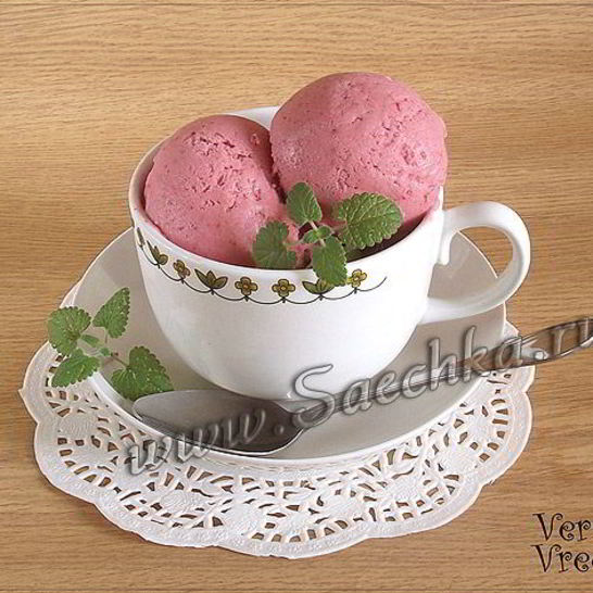 Рецепт домашнего клубничного мороженого