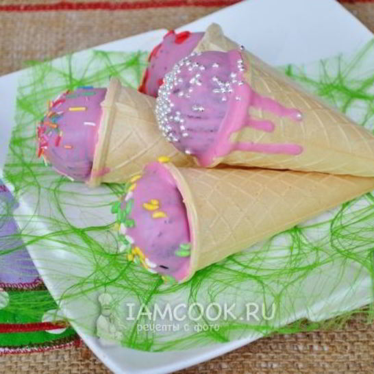 Рецепт кейка-попсов в рожке для мороженого