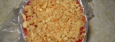 творожный торт-мороженое с клубникой. Шаг 9