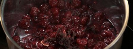 кальмар с муссом из лосося под вишневым соусом. Шаг 4