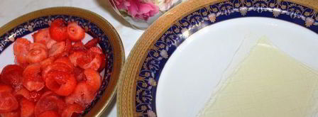 клубничный мусс в клубнике. Шаг 2