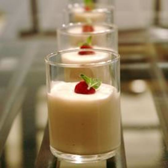 Рецепт мусса из белого шоколада с малиной