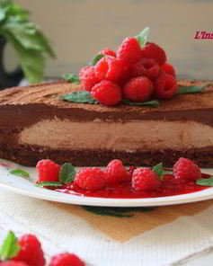 Шоколадный торт-мусс Сюрприз