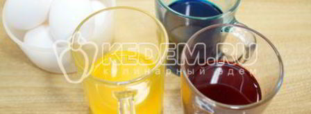 крашеные яйца пасхальные кролики. Шаг 2