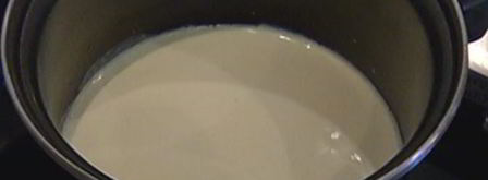 кулич с миндалем и изюмом. Шаг 3