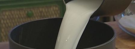 кулич с миндалем и изюмом. Шаг 4