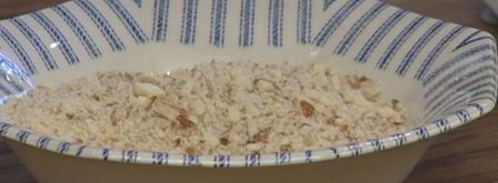 кулич с миндалем и изюмом. Шаг 6