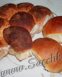 Пасхальные булочки с повидлом