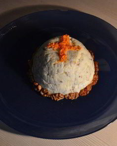 Сливочная пасха с грецкими орехами и финиками