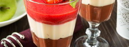 шоколадно-ванильный пудинг с клубникой. Шаг 12