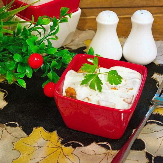 Рецепт кабачкового суфле с индейкой под грибным соусом