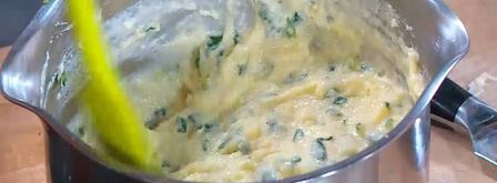 сырное суфле с зеленым луком и кукурузной мукой. Шаг 6