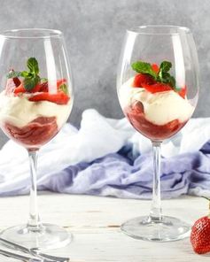 Тирамису с клубникой