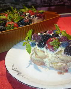 Ягодный тирамису