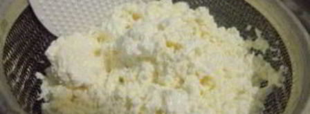 творог из молока в мультиварке. Шаг 2