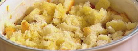 яблочный пудинг с сушеной клюквой и грецкими орехами. Шаг 7