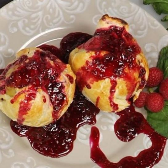 Рецепт яблок, фаршированных малиной