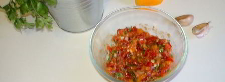 фрикадельки джинга с сальсой из запеченных перцев с гарниром из молодого картофеля. Шаг 7