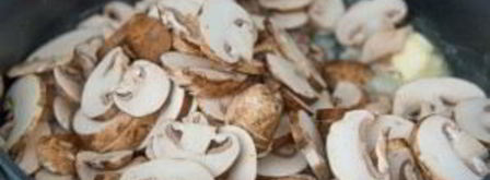 фрикадельки из индейки в грибном соусе. Шаг 4