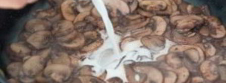 фрикадельки из индейки в грибном соусе. Шаг 6