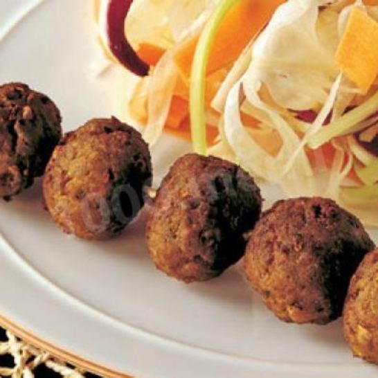 Рецепт фрикаделек с фенхелем и салатом из радиккио