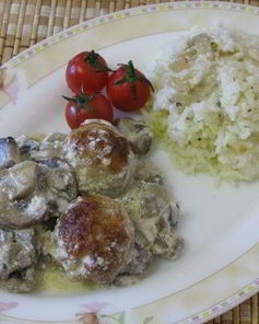 Фрикадельки с грибами