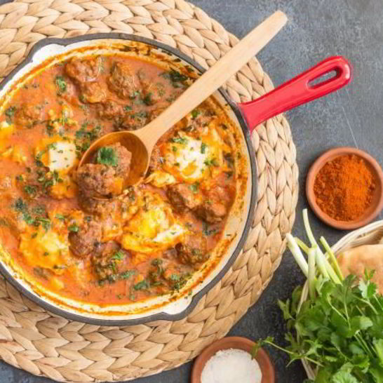 Рецепт фрикаделек с томатным соусом и яйцом