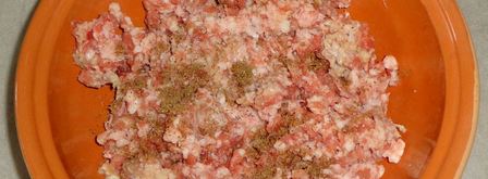 фрикадельки в сметанном соусе в духовке. Шаг 2