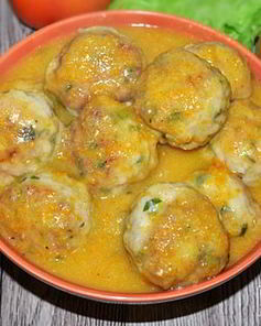 Фрикадельки в соусе по-испански