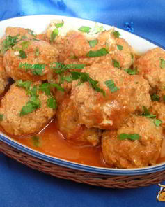 Фрикадельки в томатном соусе