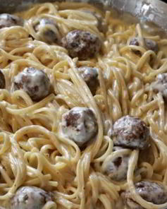 Макароны с фрикадельками