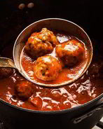 Мясные фрикадельки с подливкой