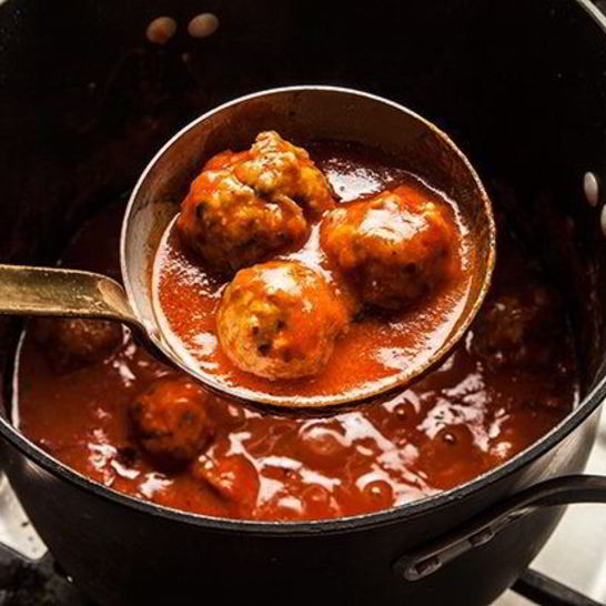 Рецепт мясных фрикаделек с подливкой