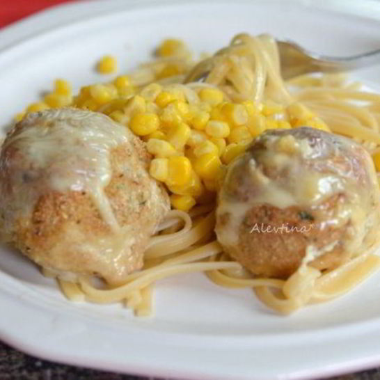 Рецепт сырных куриных фрикаделек