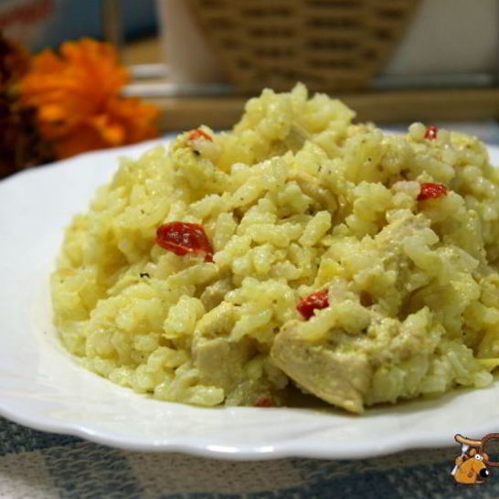 Рецепт ароматного риса с курицей и овощами в сливках
