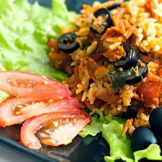 Рецепт ароматного риса в горшочках