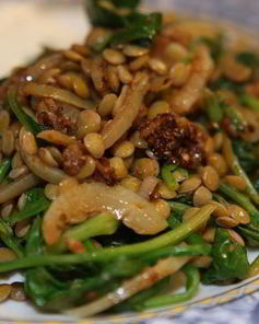 Чечевица со шпинатом, тмином и кориандром