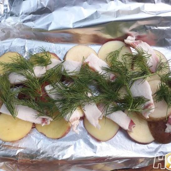 Рецепт картофеля с салом и укропом на мангале